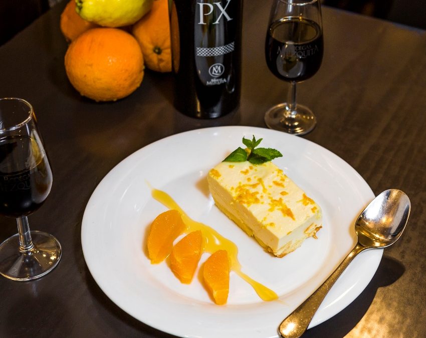 Receta: tarta de requesón con miel y azahar